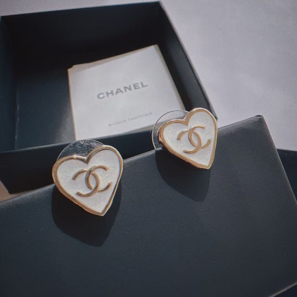 Chanel 2025 Resin CC Heart Stud Earrings